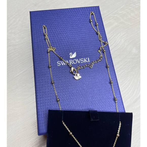 SWAROVSKI TAROT MAGIC HAND PENDANT MULTI-COLORED GOLD TONE NECKLACE - Picture 6 of 8